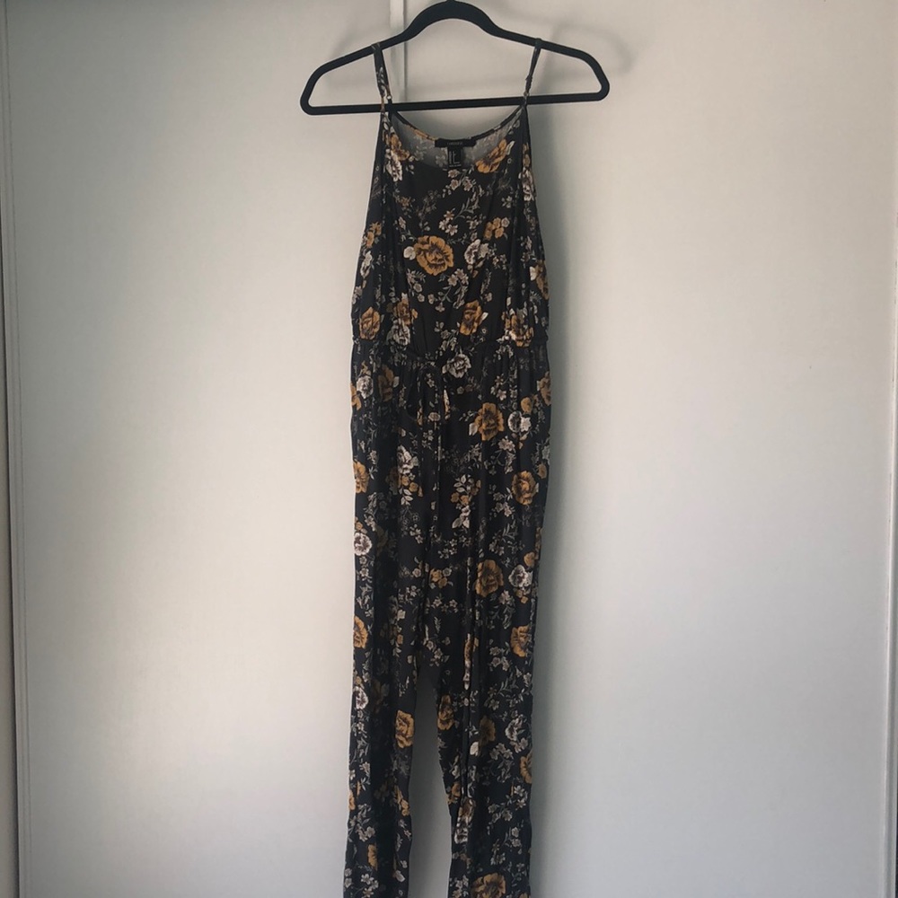 forever 21 floral jumpsuit. size small